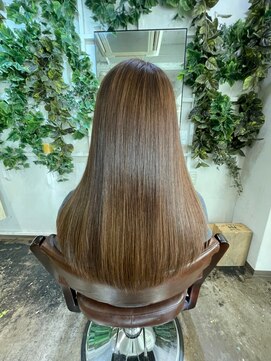 ナンバー ジェミカ 札幌(N° jemica) しっとりつやんストレート♪