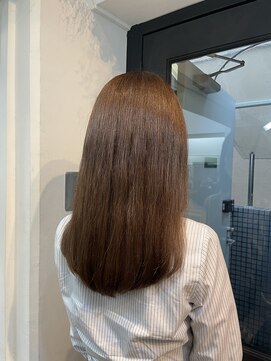 シェノン バイ アランスミシー 表参道(CHAINON by Alan smithee) 重ためぱつっとライン