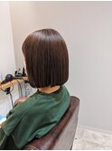 重め艶ボブ