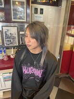 グリッツ (GLITZ)&nbsp;アッシュグレージュ×ウルフカット