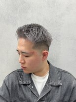 ルースト 西院店(ROOST)&nbsp;バーバーフェード×ホワイトシルバー