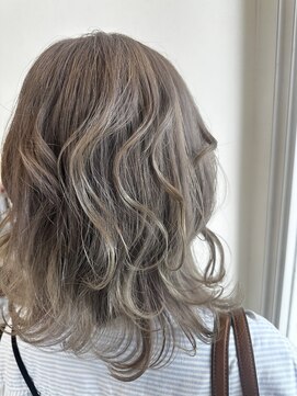 リタ ハマセン(LiTA. hamasen) ミルクティーグレージュ