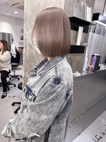 キング 枚方店(K!ng)&nbsp;ハイライトカラーミルクティーベージュレイヤーカット