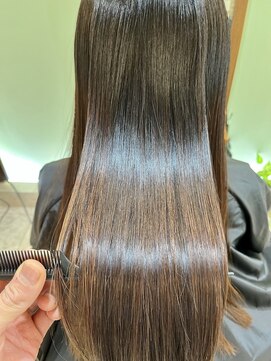 タックバイハレ たまプラーザ(takk by Hale) [takk]髪質改善縮毛矯正/チェリーブラウン/ホワイトグレージュ