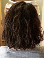 アンズヘアー&nbsp;やわらか雰囲気のゆるめパーマ