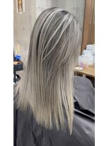 ラフ(LAFF)&nbsp;バレイヤージュ/シャドウルーツ/ハイライト/レイヤーカット