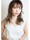 大人かわいいハニーヘアー【QUATRO】