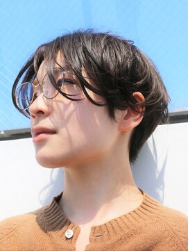 ドロップ(drop) ニュアンス男前ショートヘアスタイル〔表参道drop〕