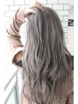 ルナアトリエ(runa atelier) 濃厚ホワイトグレー