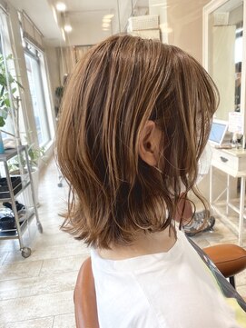 ウィルドレス(WiLL DRESS) ミディアムロブ【下山兼志郎】