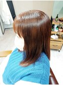秋らしいオレンジカラーロングヘア