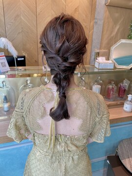 ロンドフルール 大宮東口(Lond fleur) lond fleur小泉　編み下ろしヘアアレンジ