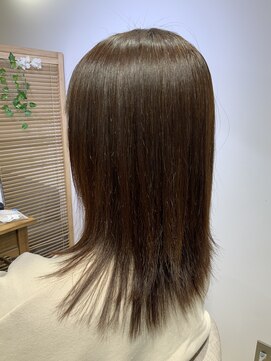 ユーネリー(U-NERY) ミディアムスタイル