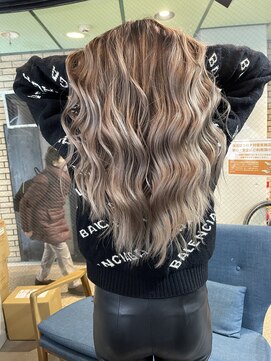 ラフ(LAFF) #黒髪#ボブルフ#ネビージュ#小顔#ワンレン