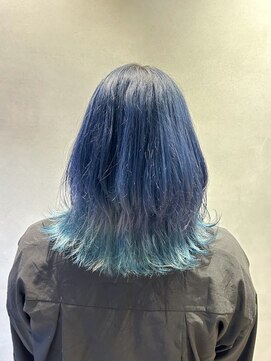 ニコ(NICO) ウルフカット×裾カラー