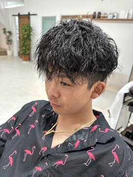 ロム(Rom.) 波巻き×ツイスパ 加藤聖也