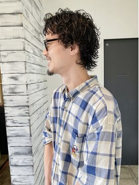 バディヘア リープ(BUDDY HAIR Leap) メンズウルフのスパイラルパーマ