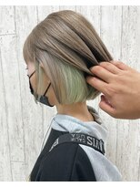 ソソ(soso)&nbsp;ケアハイブリーチ×ミントインナーカラー