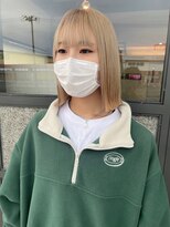 アングゥイー(ungu iE)&nbsp;ハイトーンベージュ