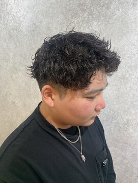 ラルス(Larus) ベリーショート/ダークアッシュ/ニュアンスパーマ/韓国マッシュ