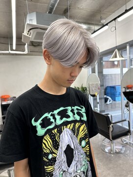 ティント 梅田(Tint) 【Ryota】プラチナシルバー《大阪梅田駅》