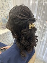 サクララ(Sakura la)&nbsp;ハーフアップ／結婚式／お呼ばれヘア／参列へア／二次会へア