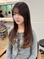 ネオリーブ クーロ(Neolive curro)&nbsp;韓国前髪顔周り×小顔レイヤー[横浜/縮毛矯正/丸型卵型逆三角形]