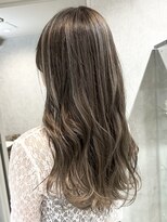 ラック(LUCK)&nbsp;グレージュハイライト/船橋/くすみベージュ/細めハイライト