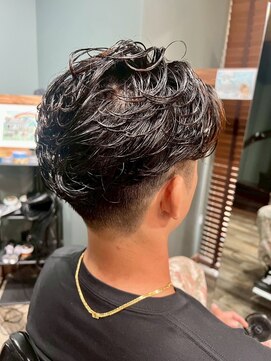 スタンドバーバー 柏(STAND BARBER) MEN’S HAIR/ブルーブラック/フェザーパーマ/ 柏