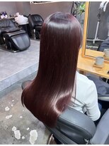 ルーシーバイパム 恵比寿(Lucy by PAM.)&nbsp;ワンカラーで出来る艶々ワインレッド
