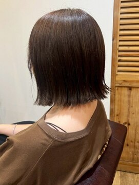 リッチ 横須賀中央店(Rich) アッシュブラウン 外ハネボブ 切りっぱなしボブ 髪質改善 美髪