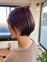 ファミリエ(familier) 伸ばしかけでも可愛いショートボブ