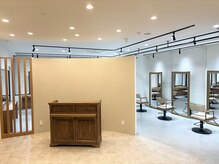 レスタ(ReSTA.)の雰囲気（フロント）