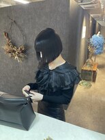 アンディアーモ サカエ(ANDIAMO SAKAE) モード×ミニマルボブ