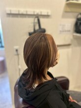 レーヴ(REVE) 柔らかベージュでつくる大人ナチュラルレイヤー