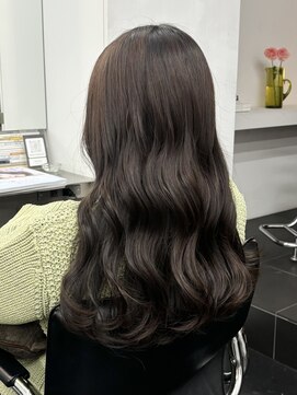 シベルバレー 横浜(sibell) ロングレイヤーカット顔周りレイヤーウルフハッシュカット韓国