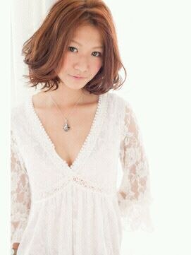 グリッスン(glisten) 愛されふんわりボブ