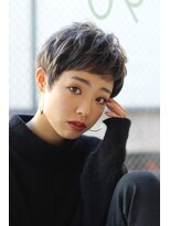 ノーヴェ(Nove)&nbsp;セシルカット風マッシュショート×プラチナグレー