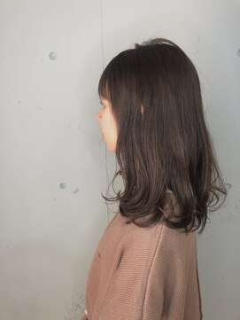 マド ヘア(mado hair) やわらかベージュ