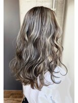 ケイト(kate) 【Kate 大宮】ハイライト×シルバーカラー