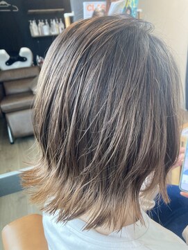 アンバー(amber) ボブレイヤー