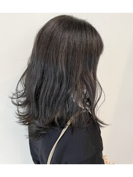 マヤ 小瀬店(MYA) シルバーグレーカラー