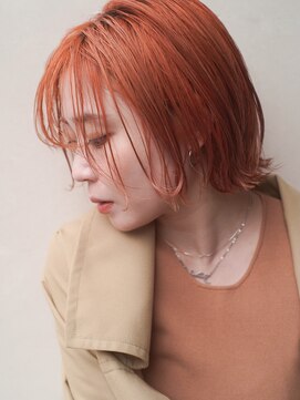 レジュアル(RESSUAL) カーキグレージュ　ボブ　大人かわいい　フェザーバング