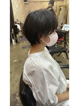 プラグ ヘアーデザイン 大名店(PLUG hair design) 丸みショート