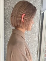 ダメージを感じさせないハイトーンカラー