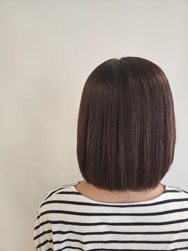 クララ トヨハシ(CLALA Toyohashi) クララ独自酸熱髪質改善トリートメント