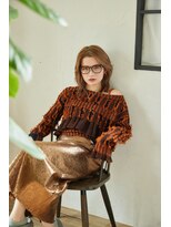 リトバイプティパ(Lit by petit-pas) レイヤーカット センターパート ミディアムレイヤー