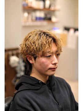 ヘアーズヨシオカ(HAIR'S YOSHIOKA) BTSテテ風マッシュウルフ
