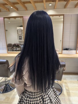 エイト新宿店(EIGHT shinjuku) ブルーカラー