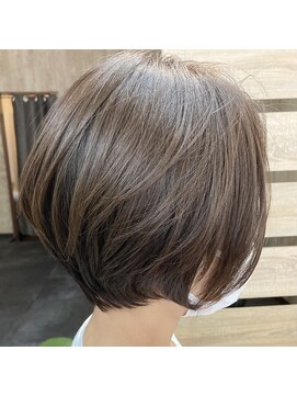 時わすれの森 アッシュ系グラデーションボブ